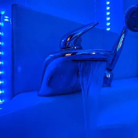 Lusso & Relax - 3 Camere, Jacuzzi, Parcheggio *