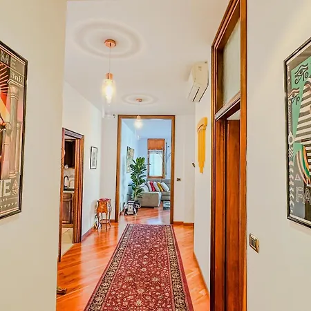 Lusso & Relax - 3 Camere, Jacuzzi, Parcheggio Appartement