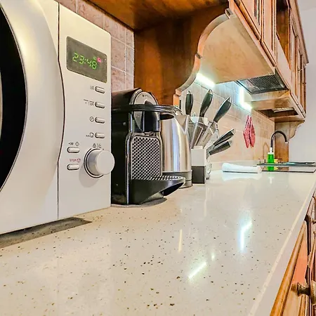 Daire Lusso & Relax - 3 Camere, Jacuzzi, Parcheggio *