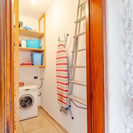 Apartamento Lusso & Relax - 3 Camere, Jacuzzi, Parcheggio *