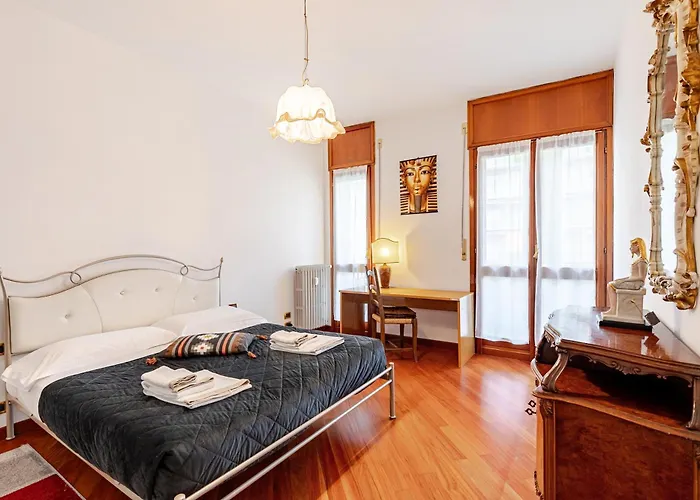 アパート Lusso & Relax - 3 Camere, Jacuzzi, Parcheggio トリノ